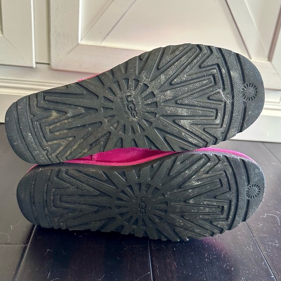 UGG Hot Pink Boots - Ultra Rare! - Picture 6 of 6